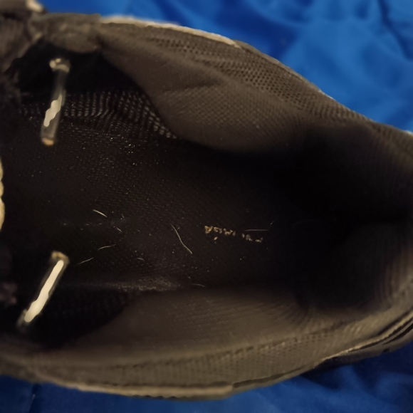 Balenciaga shoes - Picture 10 of 12